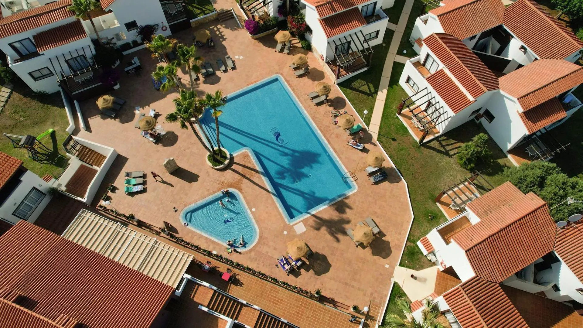 Nuramar Aparthotel Cala'N Bosch  4*, Cala'N Bosch (Menorca) Spain