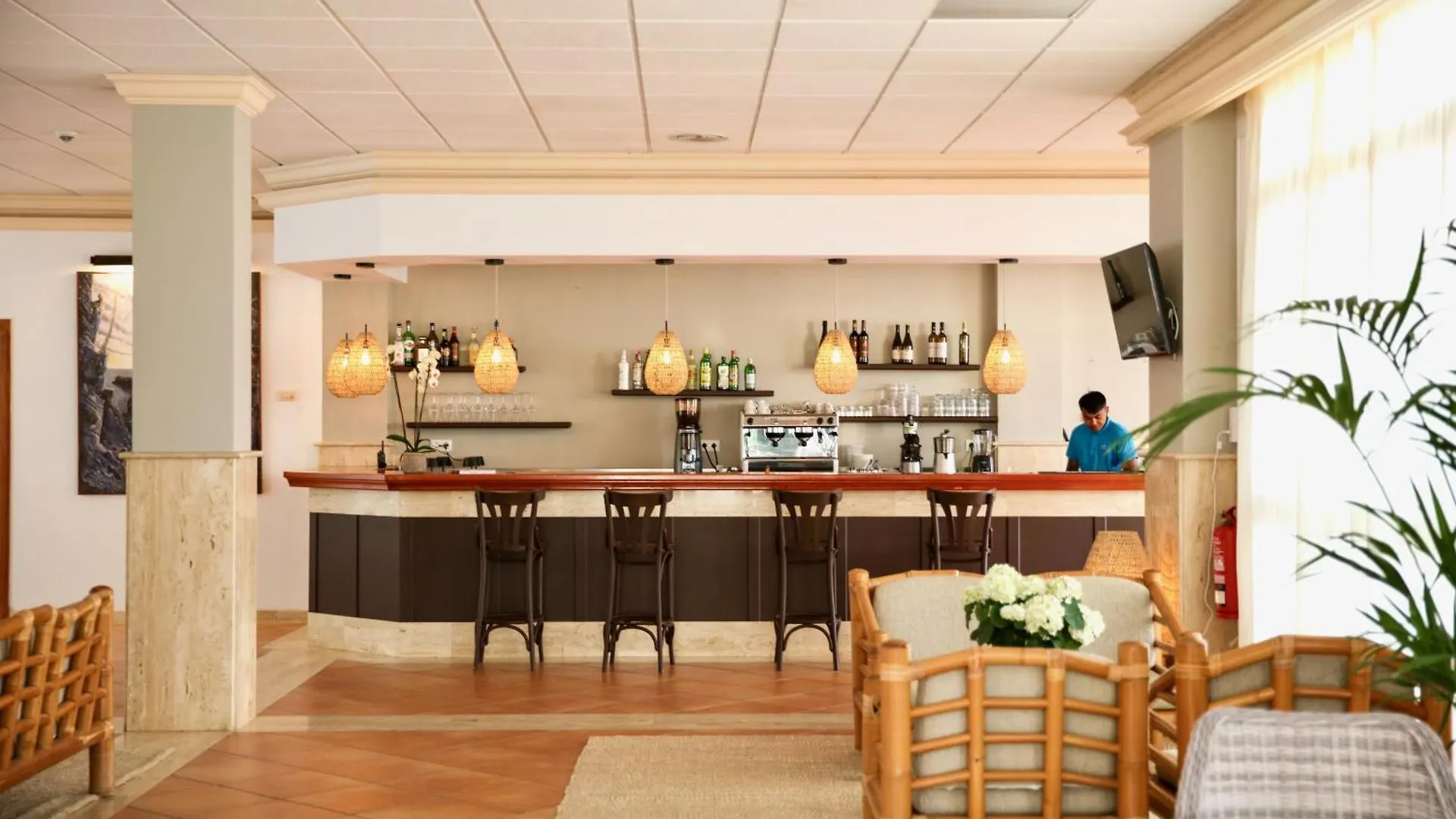 Nuramar Aparthotel Cala'N Bosch   Cala'N Bosch (Menorca)