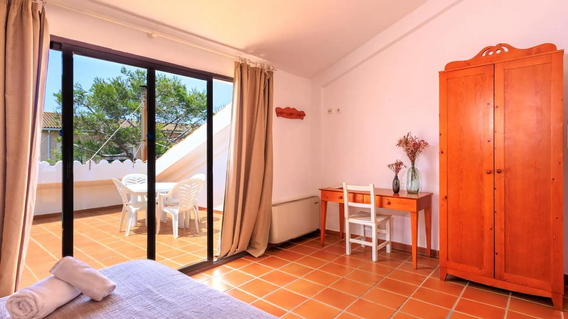Nuramar Aparthotel Калан-Бош 4*,  Испания